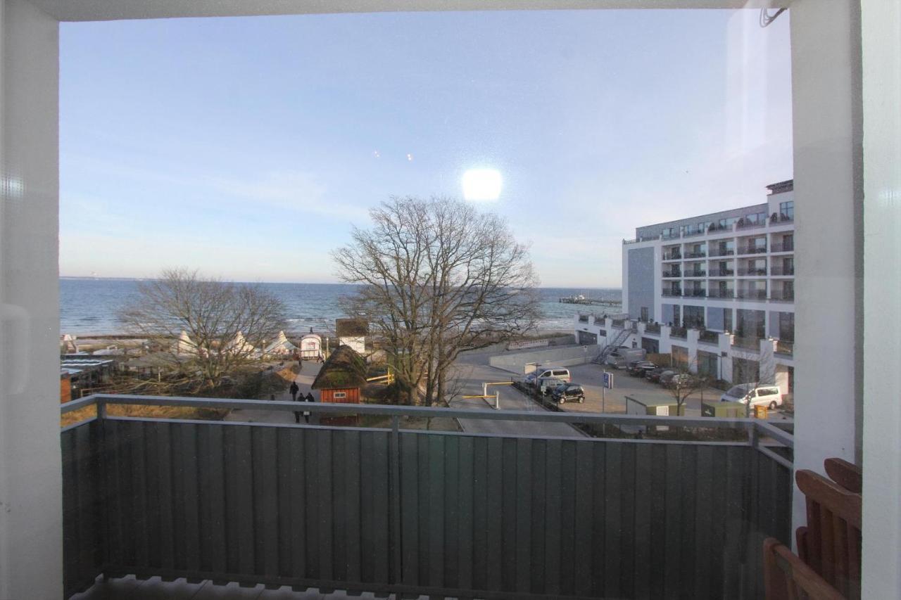 Haus an der Strandallee 126 Appartement Seeblick Scharbeutz Exterior foto